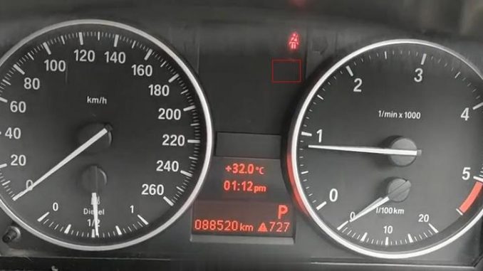 BMW-Diagnosis-&-Service-Light-Reset-by-XTOOL-A80-PRO-7 (2)